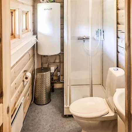 4 Bedroom Stunning In Сasa de vacaciones Tynset